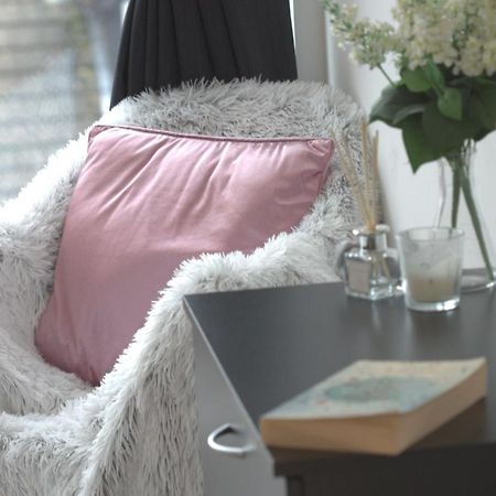 The Copper Pan By Ritual Stays Hemel Hempstead Eksteriør billede